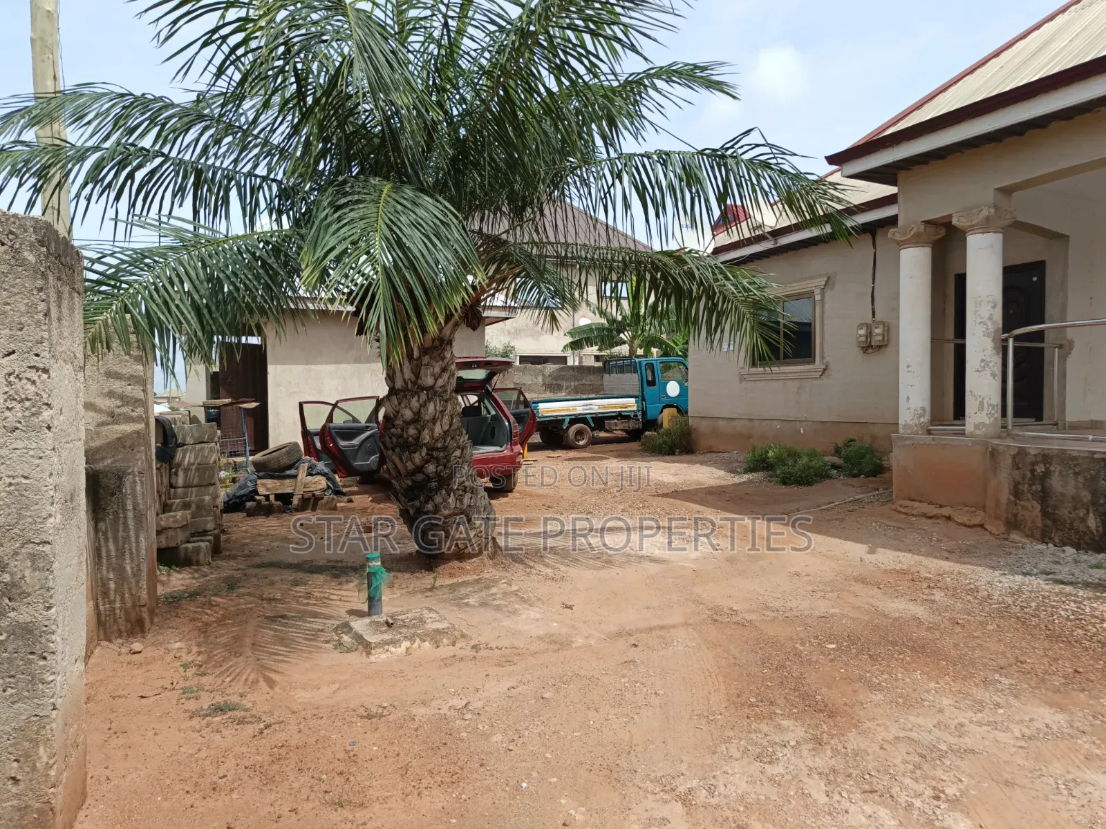 5bdrm House in Kronum, Kumasi Metropolitan for sale