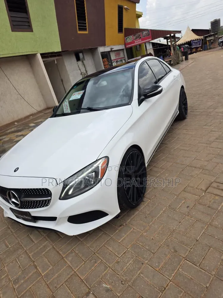 Mercedes-Benz C300 2016 White