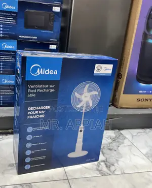 Super Affordable Midea 18” Rechargeable Standing Fan(White)