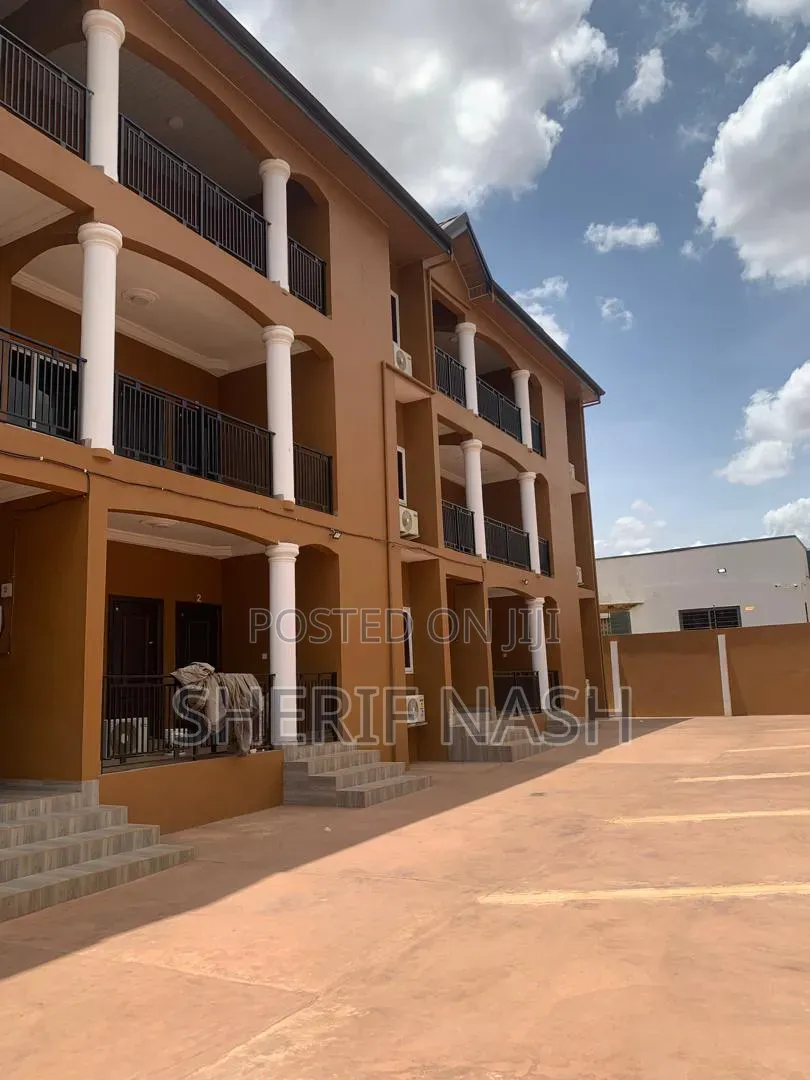 2bdrm Apartment in Ashiyie Fullani, Accra Metropolitan for rent