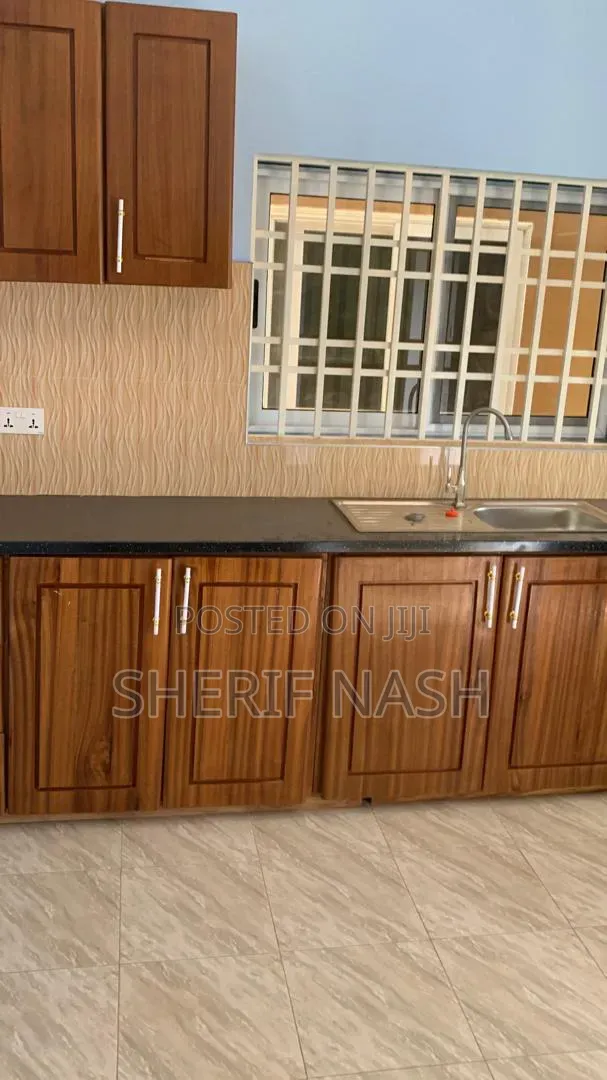 2bdrm Apartment in Ashiyie Fullani, Accra Metropolitan for rent