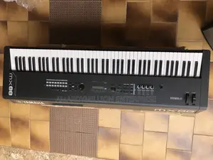 Yamaha Keyboard Mx88