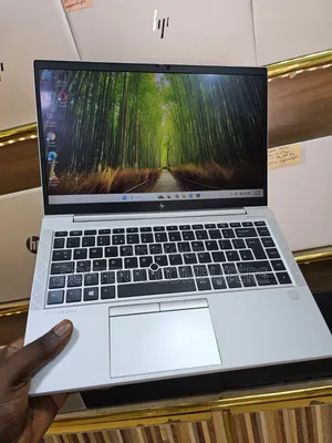 Laptop HP EliteBook 640 G9 16GB AMD Ryzen 5 SSD 256GB
