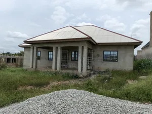 4bdrm House in Aduman New Site, Afigya-Kwabre for sale