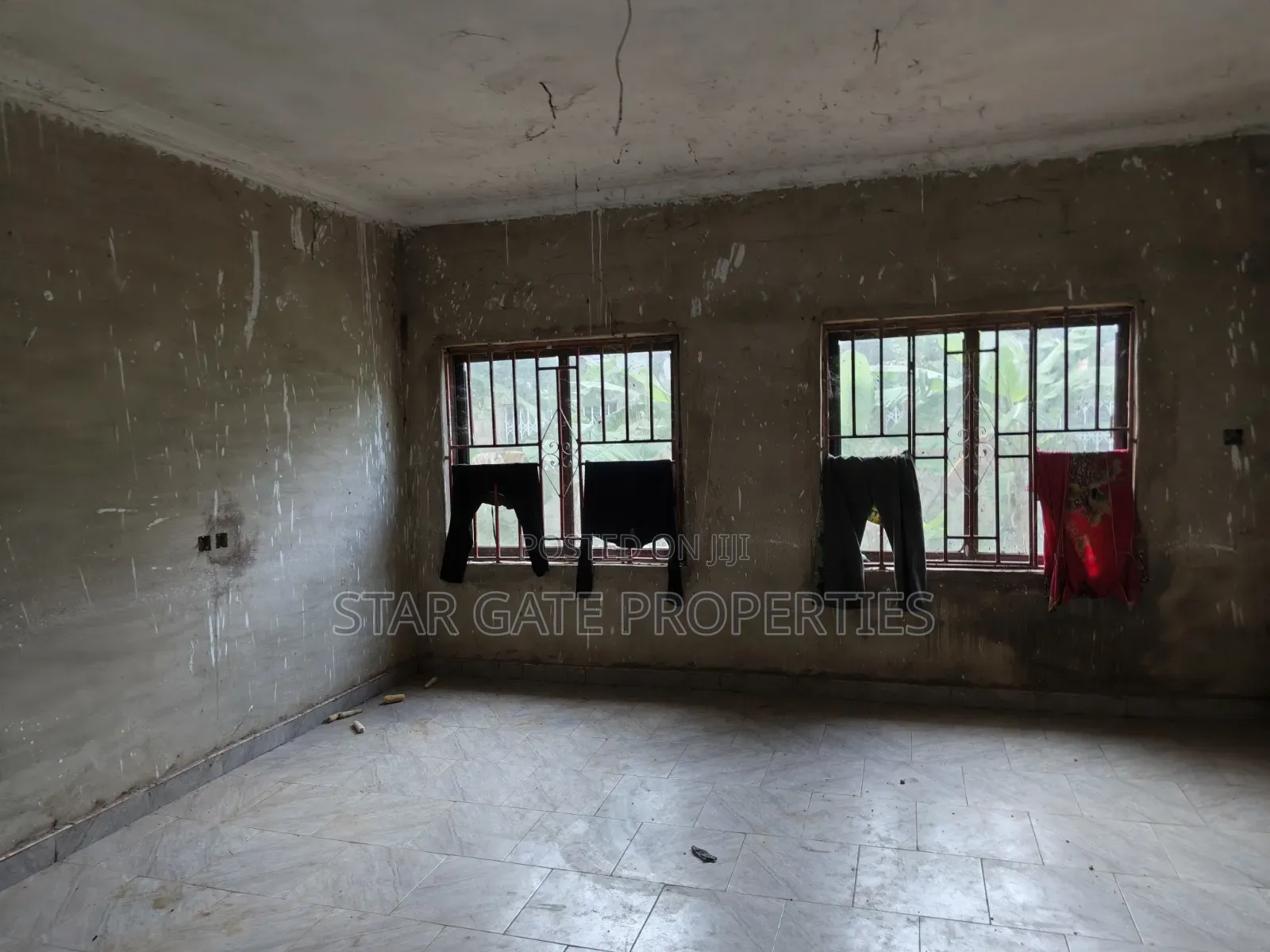 5bdrm House in Adankwaame, Kumasi Metropolitan for sale