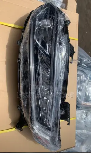 Honda Accord 2018,2019,2020,2021, Headlights Half Led
