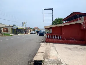 6bdrm House in Bar Chart, Keep Fit for sale