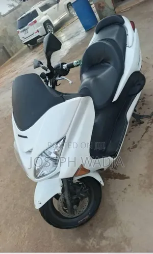 Honda Forza 2016 White