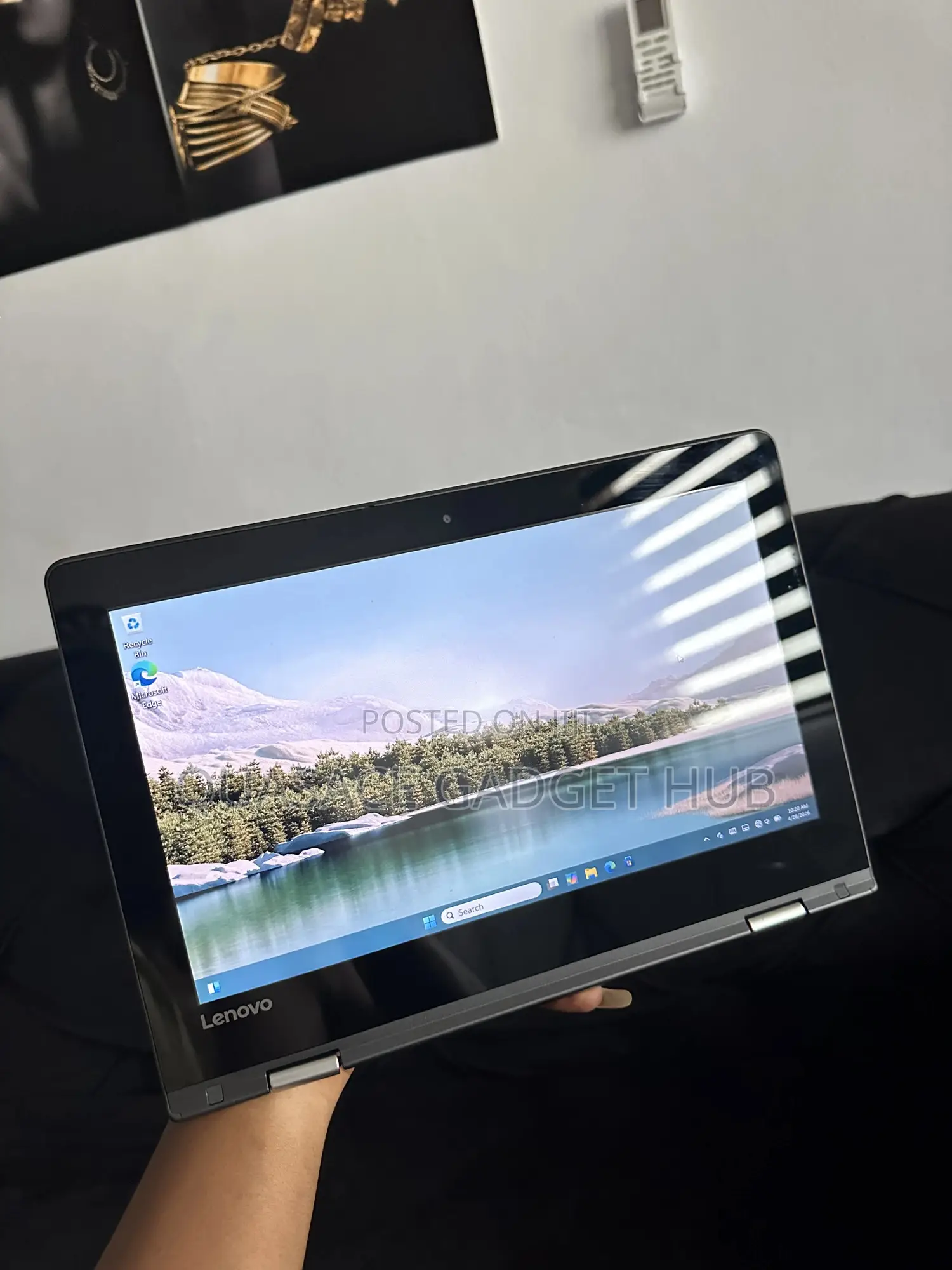 Laptop Lenovo Yoga 330 4GB Intel Celeron SSD 128GB