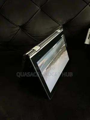 Laptop Lenovo Yoga 330 4GB Intel Celeron SSD 128GB