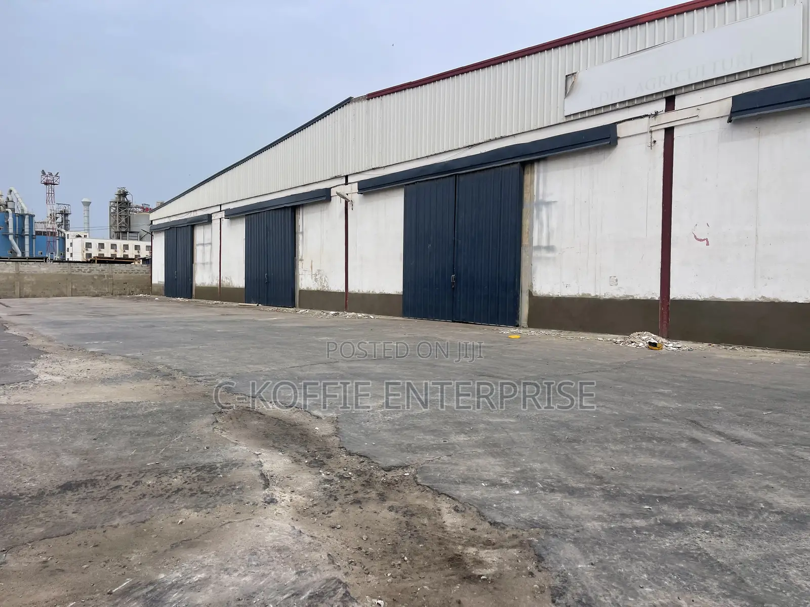 5300 SQM Warehouse at Tema Port for Rent.