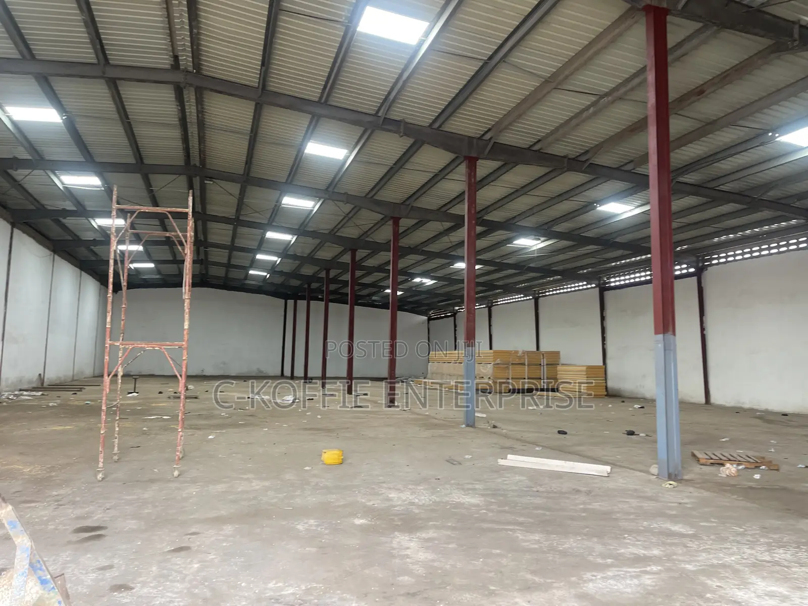 5300 SQM Warehouse at Tema Port for Rent.