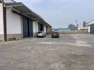 5300 SQM Warehouse at Tema Port for Rent.