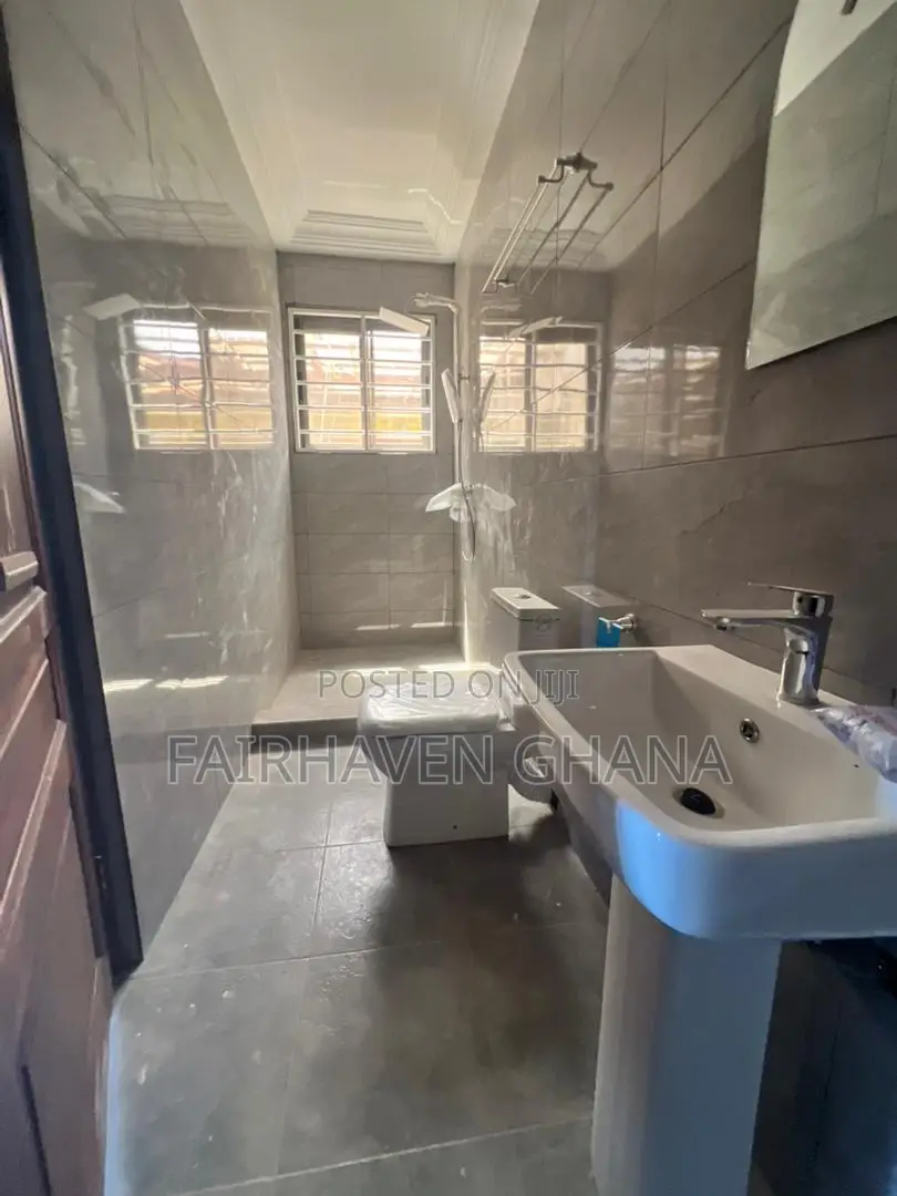 2bdrm Apartment in Fairhaven Properties, Burma Camp for rent