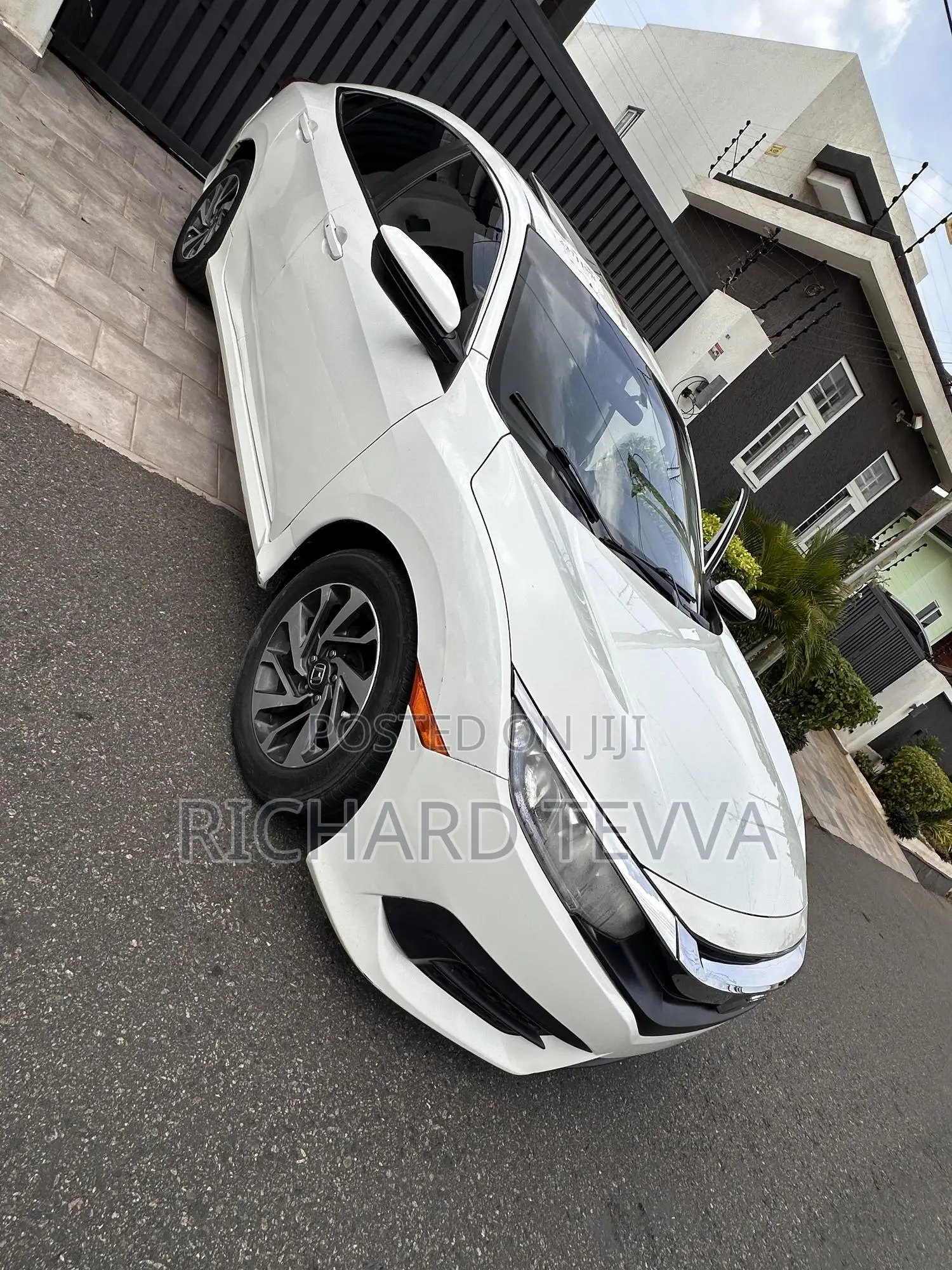 Honda Civic EX 4dr Sedan (2.0L 4cyl) 2017 White