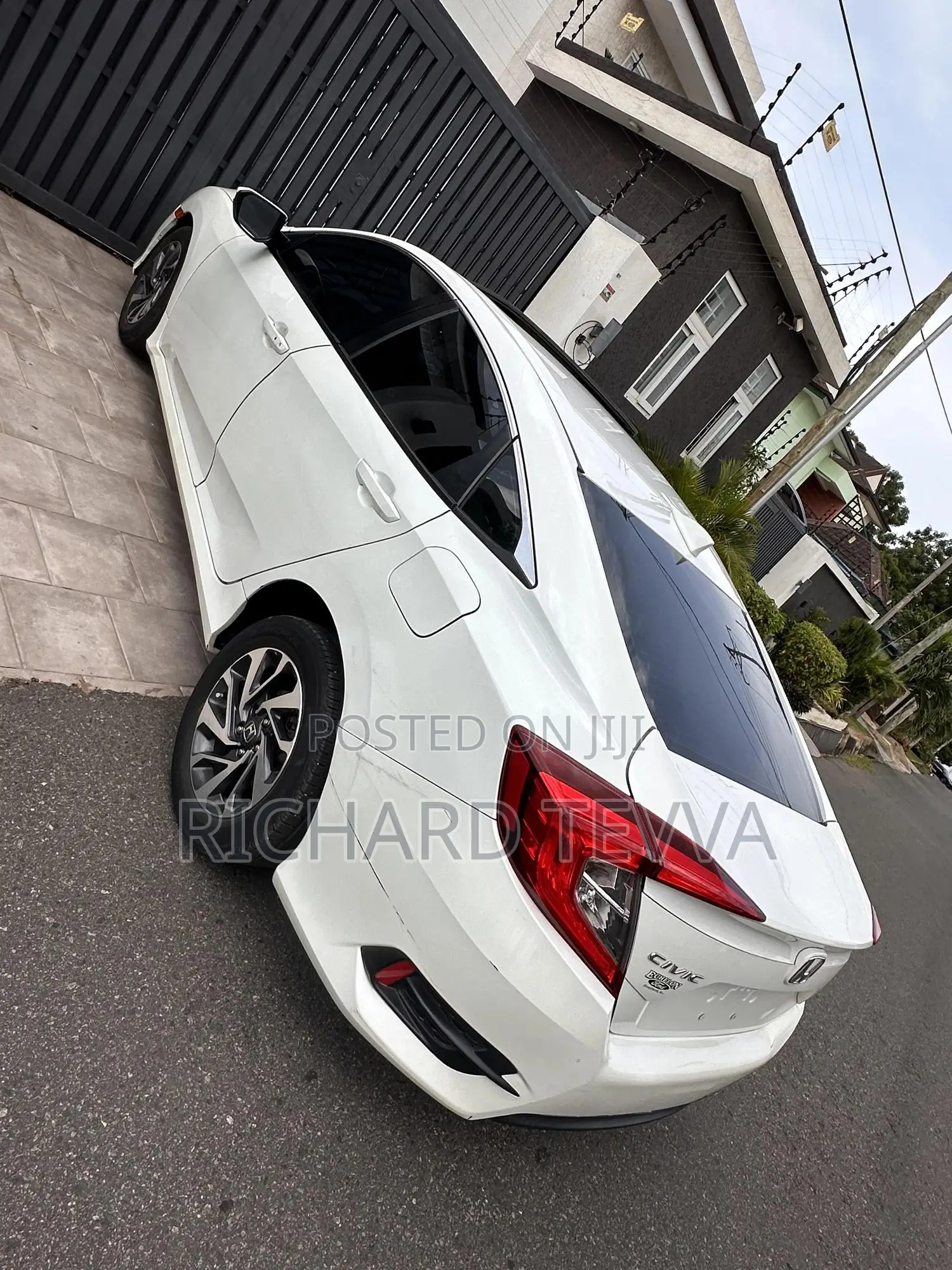 Honda Civic EX 4dr Sedan (2.0L 4cyl) 2017 White
