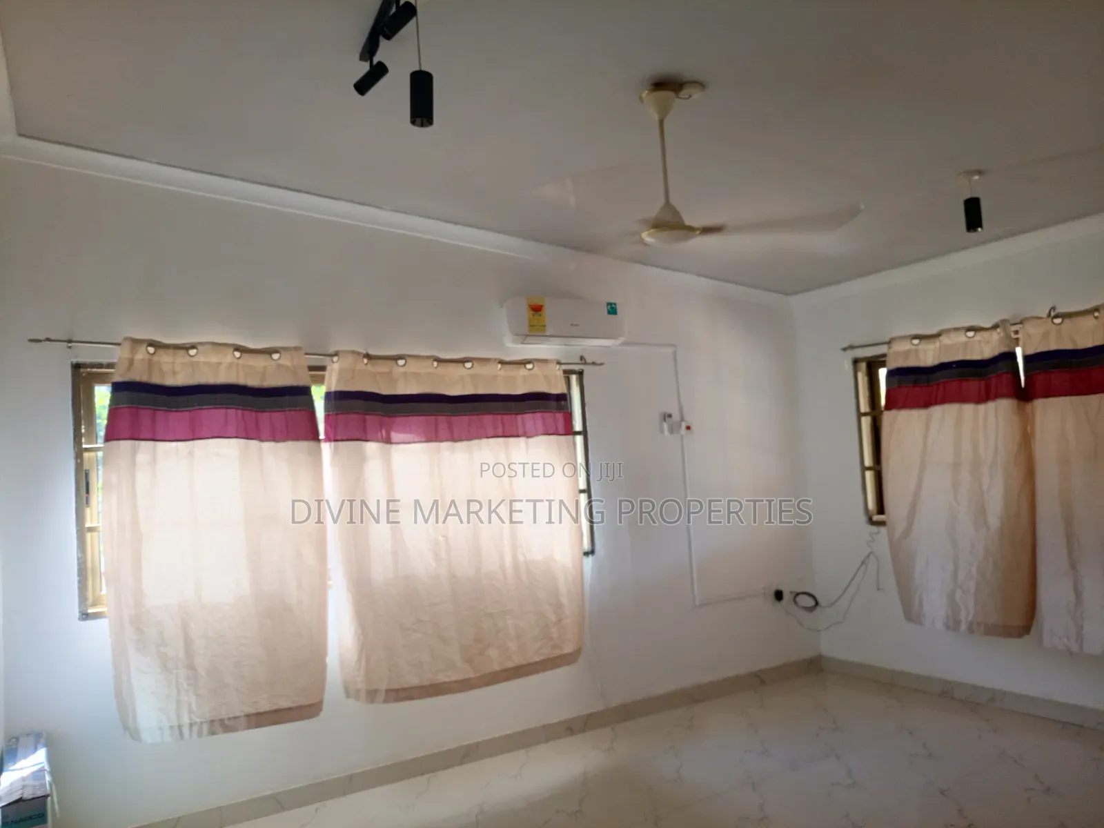 4bdrm House in Cocoa Clinic, Accra Metropolitan for sale