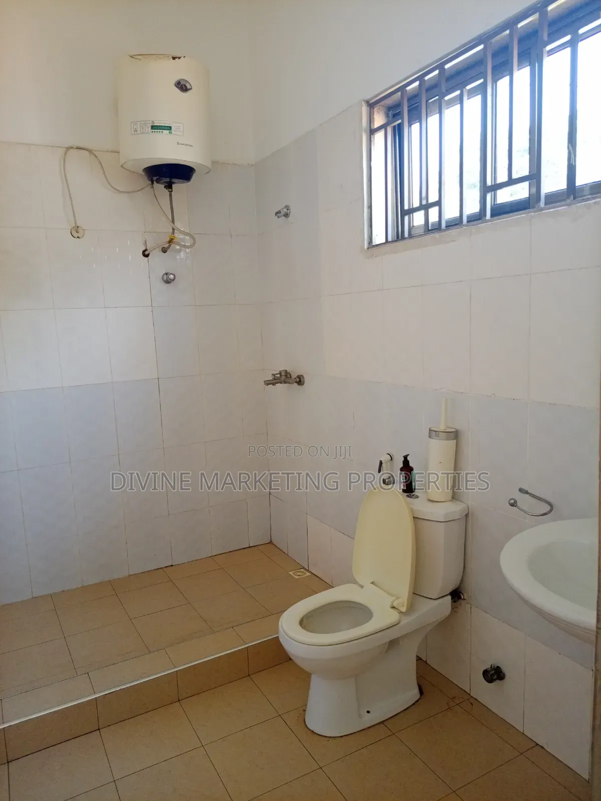 4bdrm House in Cocoa Clinic, Accra Metropolitan for sale
