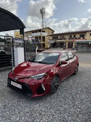 Toyota Corolla SE Special Edition 4dr Sedan (1.8L 4cyl CVT) 2017 Red