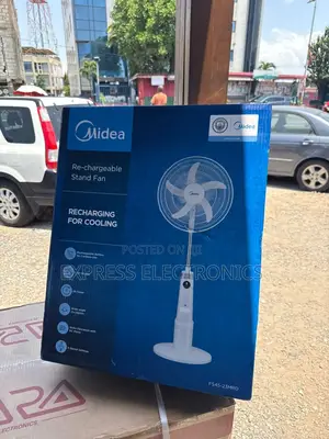 Less Expensive Midea 18”Fan Rechargeable
