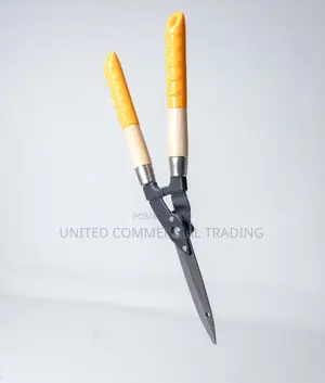 Hedge Shears With Wooden Handle