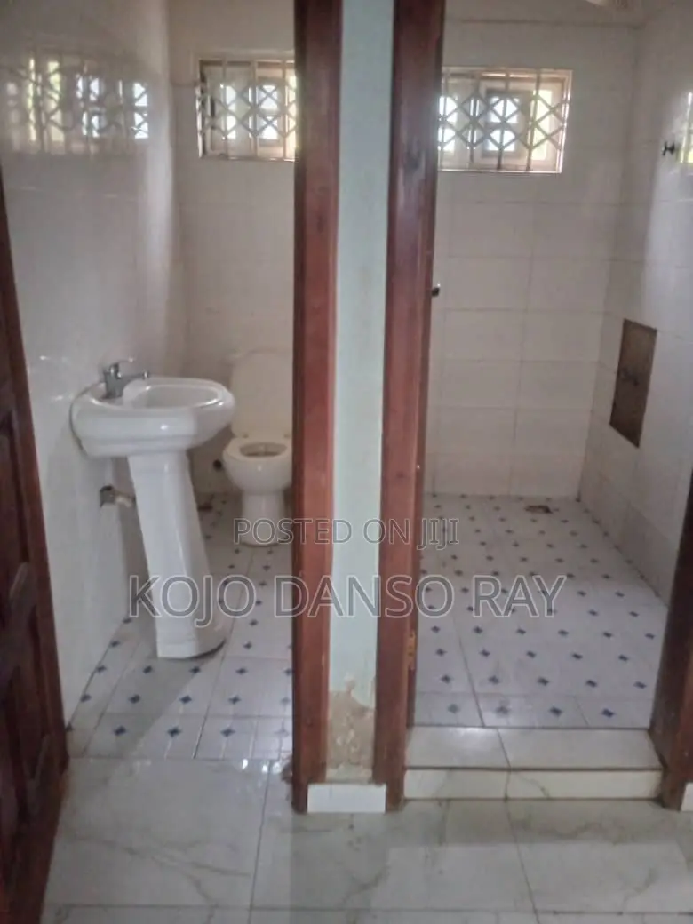 2bdrm Apartment in Pandak Agency, Abokobi for rent