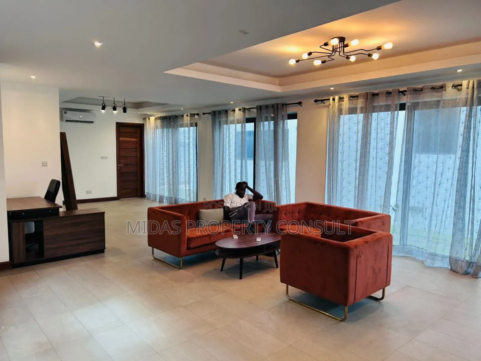 4bdrm Townhouse/Terrace in Abelemkpe, Perez Chapel Area for sale