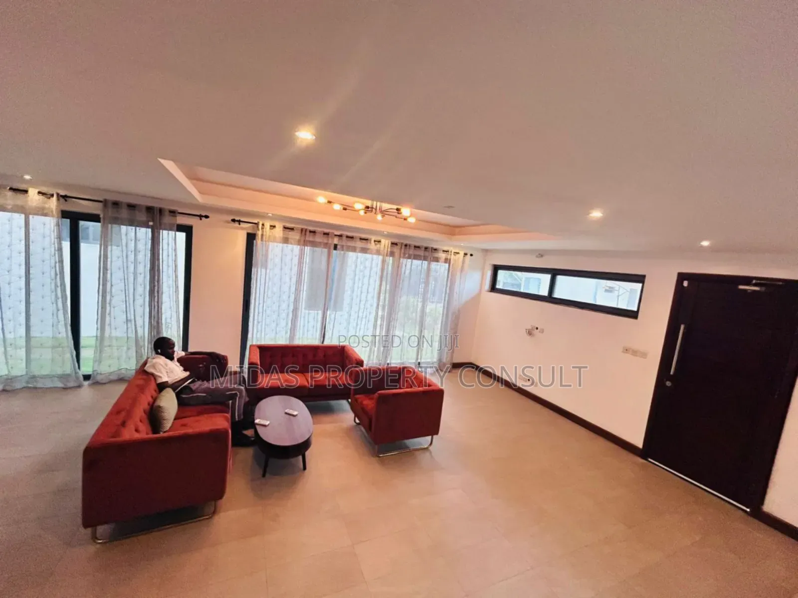 4bdrm Townhouse/Terrace in Abelemkpe, Perez Chapel Area for sale