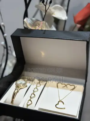 Golden Love Gift Set.