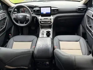 Ford Explorer Base 2021 Blue