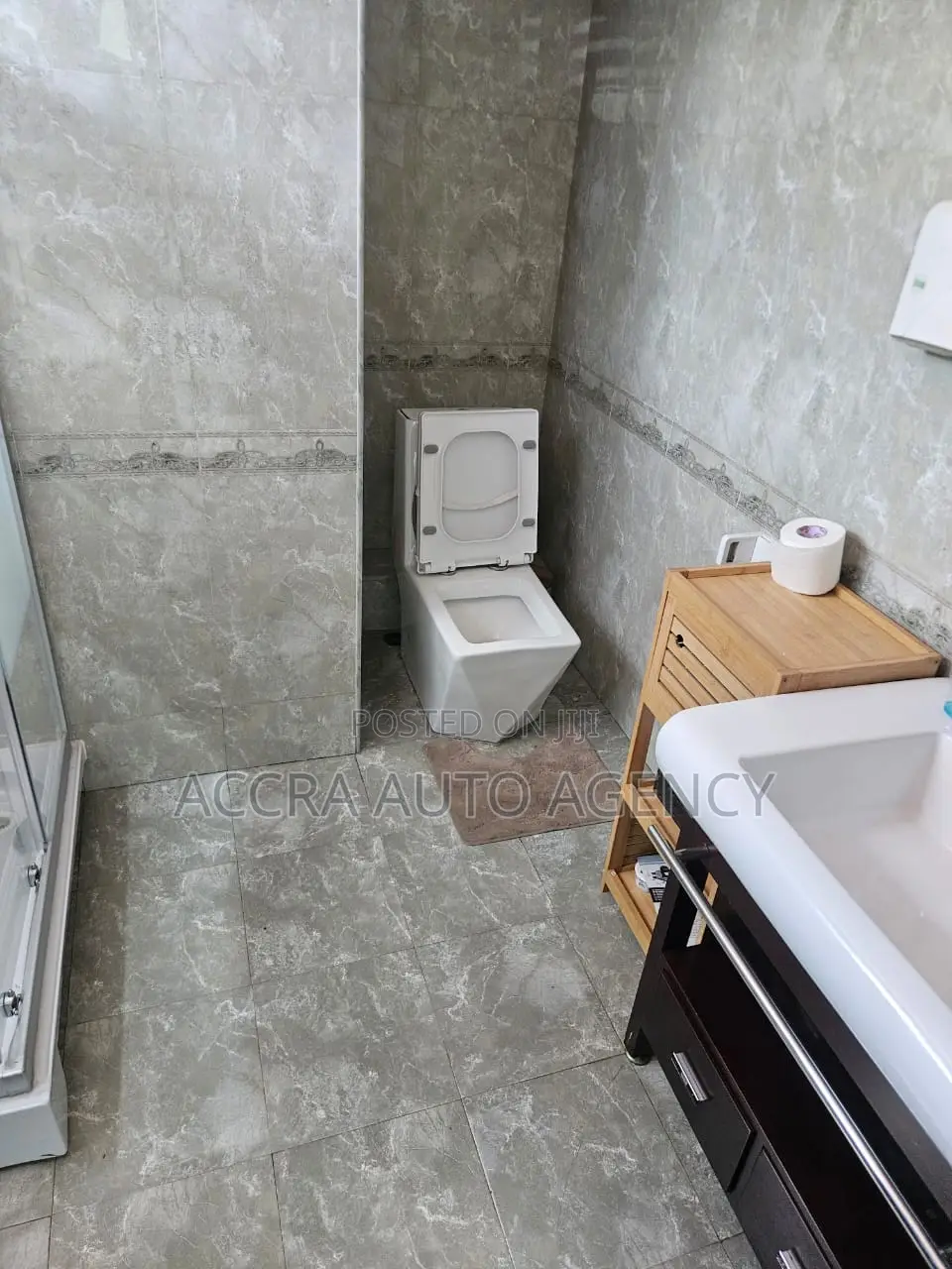 2bdrm Apartment in Sakumono for rent