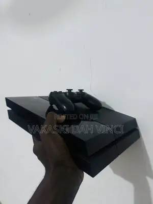 Standard Ps4 Jailbreak With 11 Games for Sale