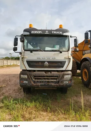 Howo Tipper Truck 8×4 25cubic