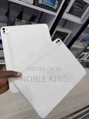 New Apple iPad Pro 13 (2025) 512 GB Silver