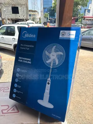 Best Buy for Less Midea White Rechargeable Fan 18”