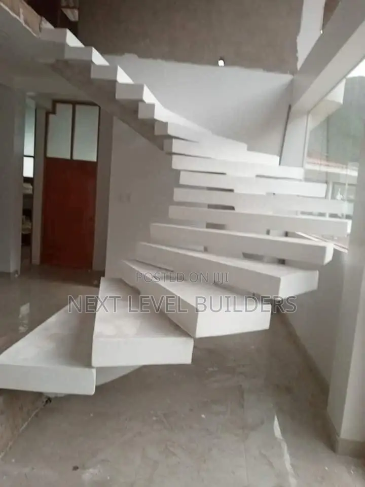 Building Contractor
