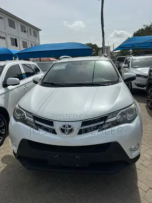 Toyota RAV4 2018 White