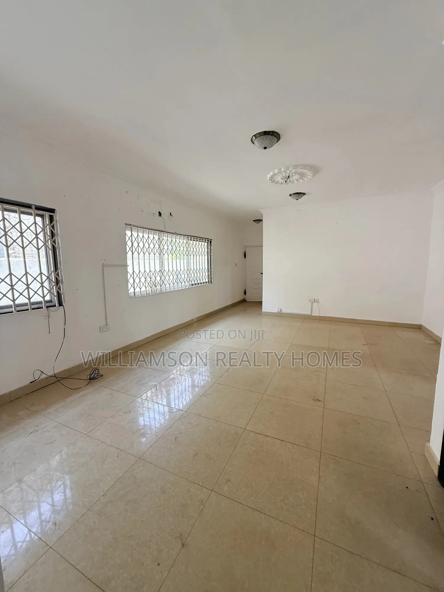 3bdrm House in Hfc Estate Area, Spintex for rent