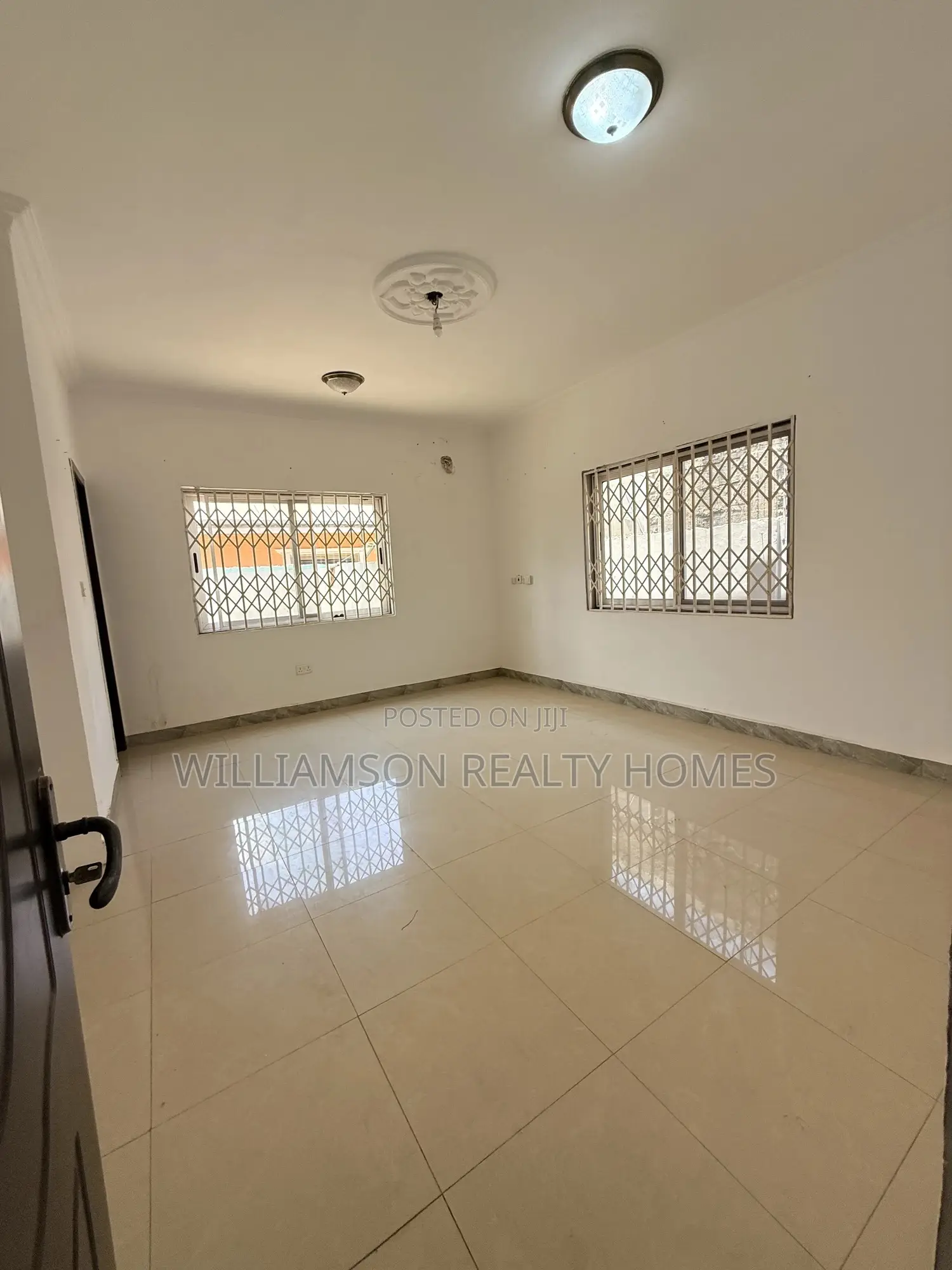 3bdrm House in Hfc Estate Area, Spintex for rent