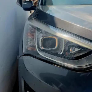 Original Hyundai Santa Fe (2013/2014) Right Headlight - Led DRL