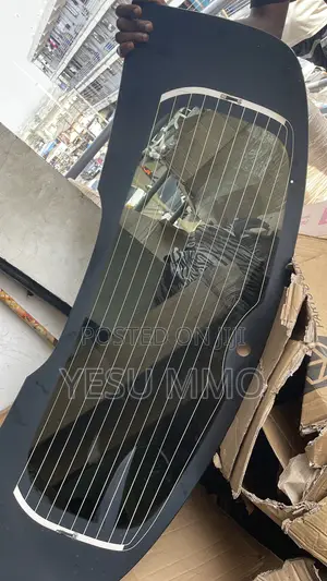Nissan Rogue 2013 Back Glass