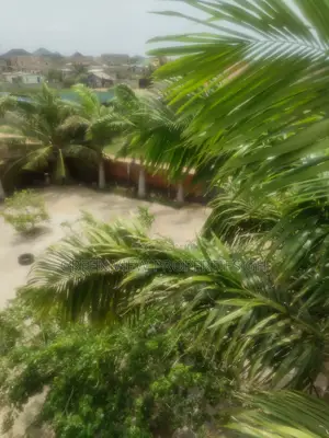 6bdrm House in Weija for sale