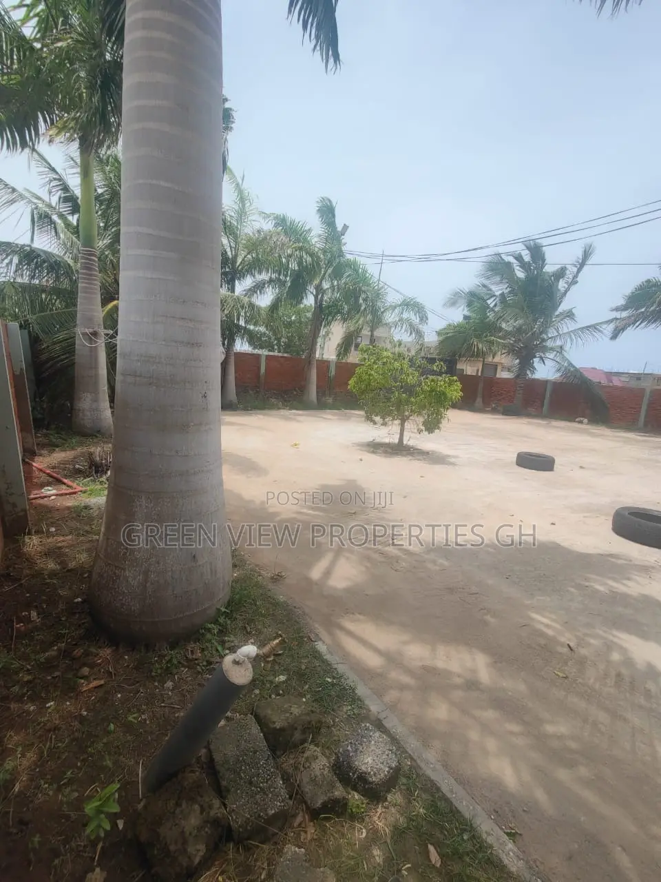 6bdrm House in Weija for sale