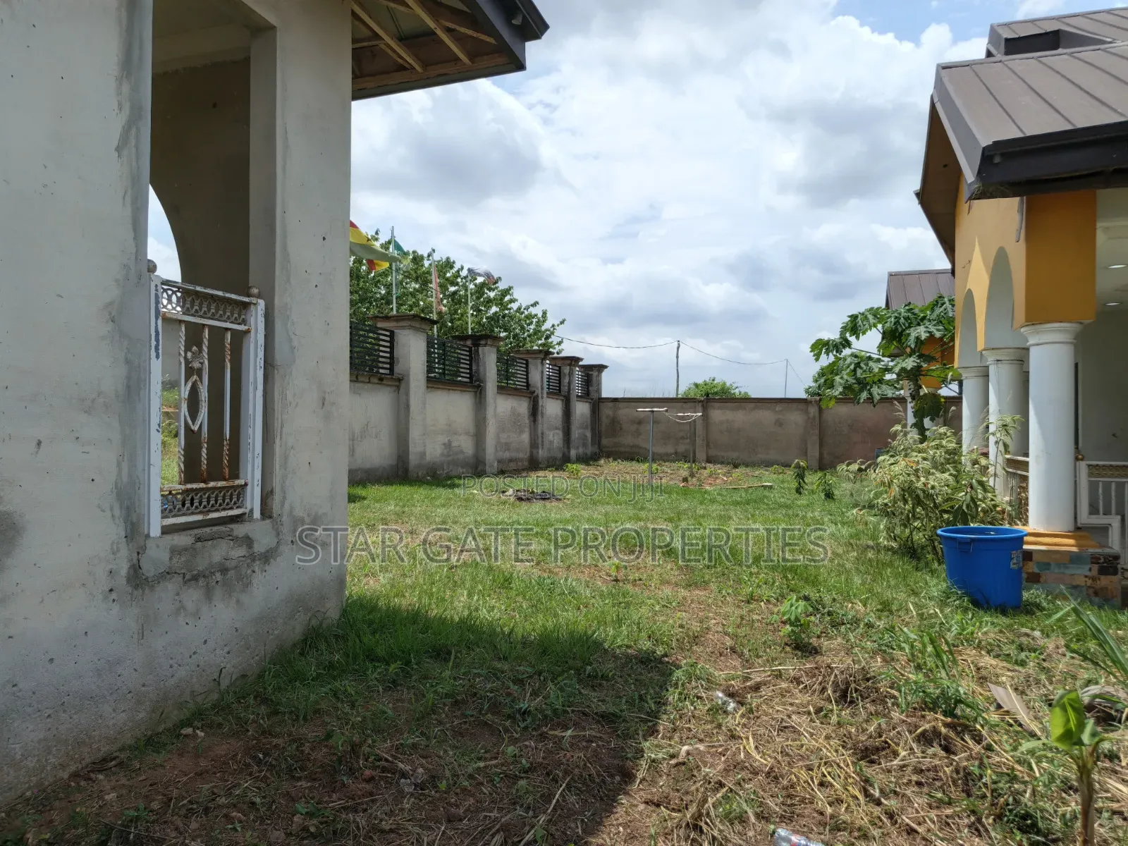 5bdrm House in Ejisu Donaso New for sale