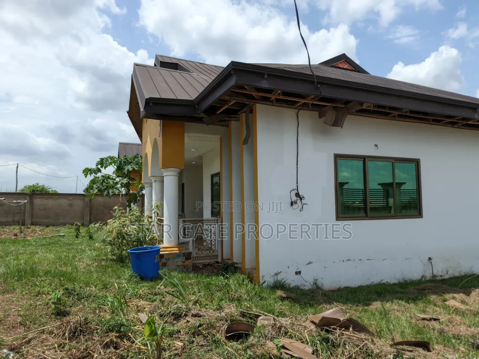 5bdrm House in Ejisu Donaso New for sale