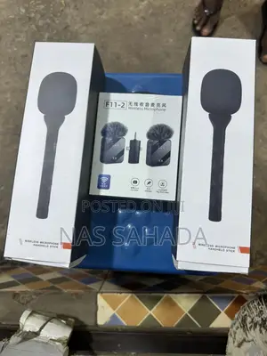 F11-2 All in One Lavalier Microphone With Microphone Holder