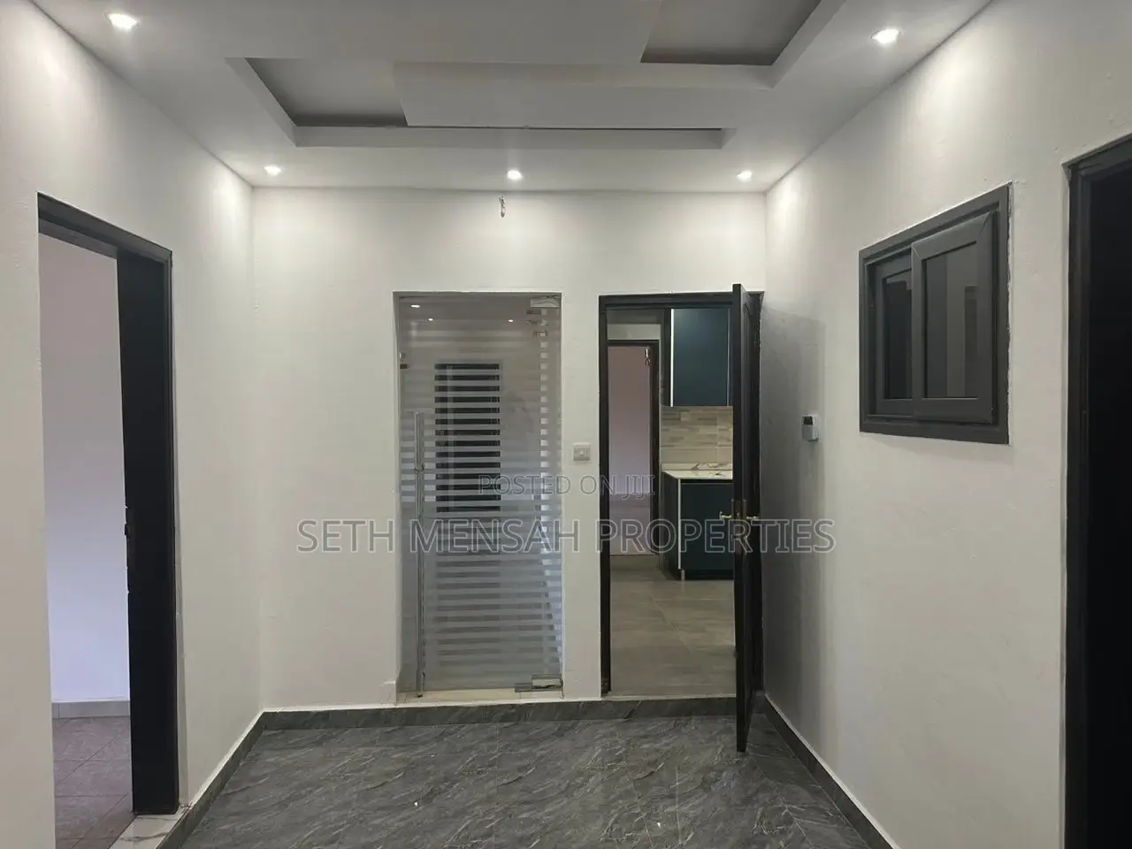5bdrm House in 5 Bedroom House, Mile 7 for rent