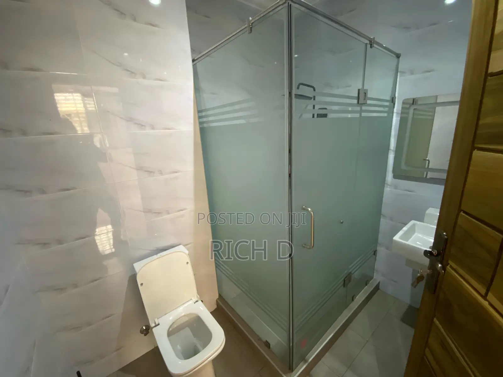 2bdrm Apartment in Community 25 for rent