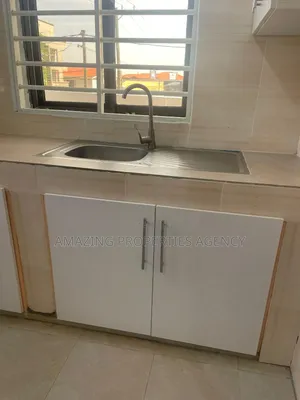 1bdrm Apartment in Spintex Batsonaa, Baatsona Total for rent
