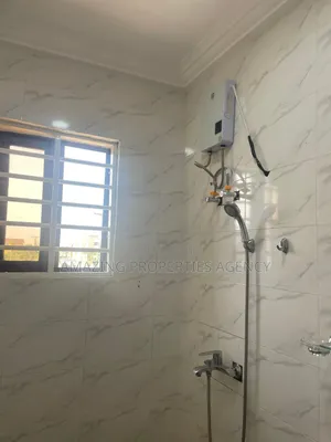 1bdrm Apartment in Spintex Batsonaa, Baatsona Total for rent